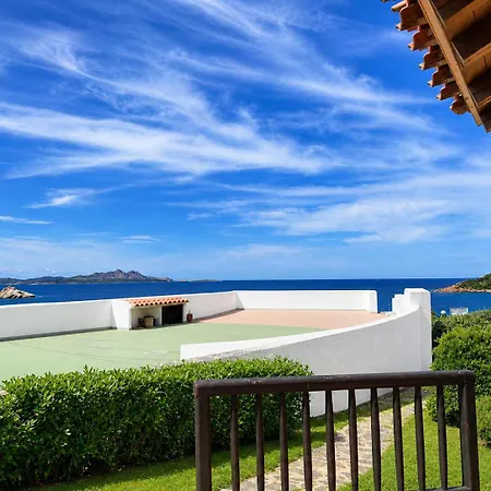 Sea View Three-bedroom House 50m From The 3 Baja Sardinia